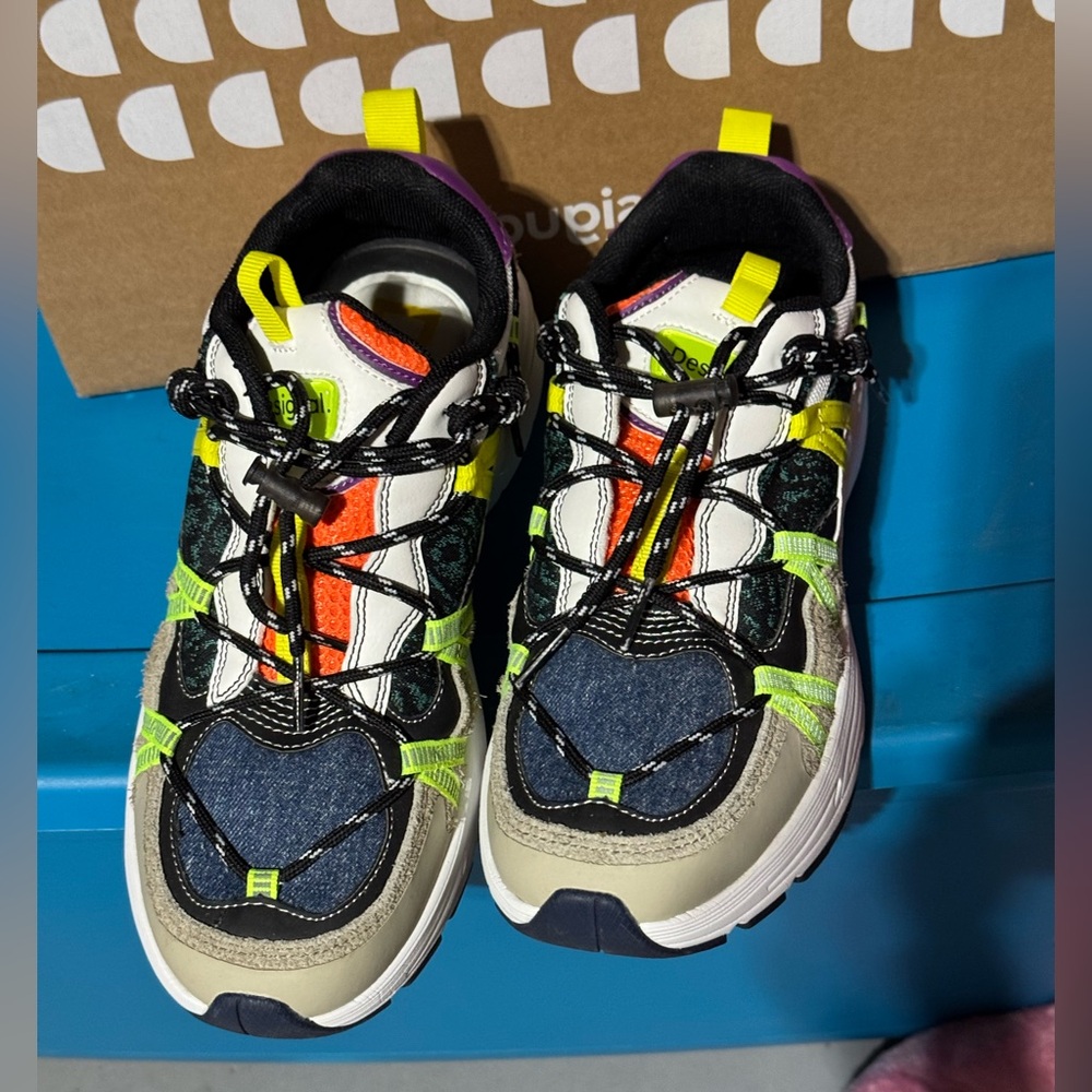 Desigual Vibrant Yellow and Black Sneakers - Picture 3 of 9